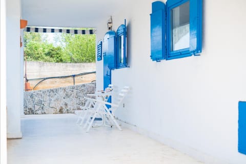 Property building, Patio