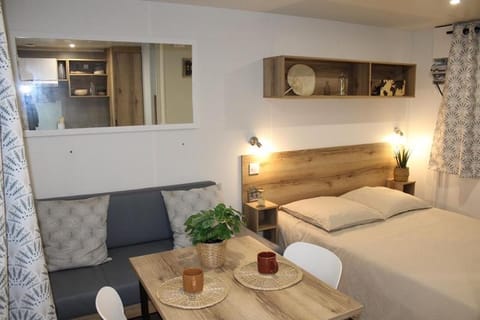 Parc de Nibelle Campground/ 
RV Resort in Centre-Val de Loire