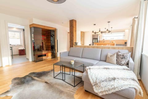 Sauna, Living room, Spa and wellness centre/facilities
