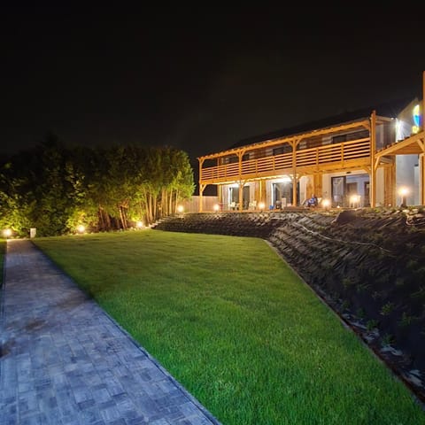 Property building, Lake view, Lake view, Swimming pool, Breakfast