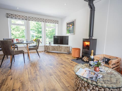 Squirrel Cottage House in England