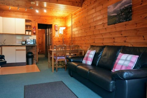 Woodland Spruce Lodge Nature lodge in Scotland