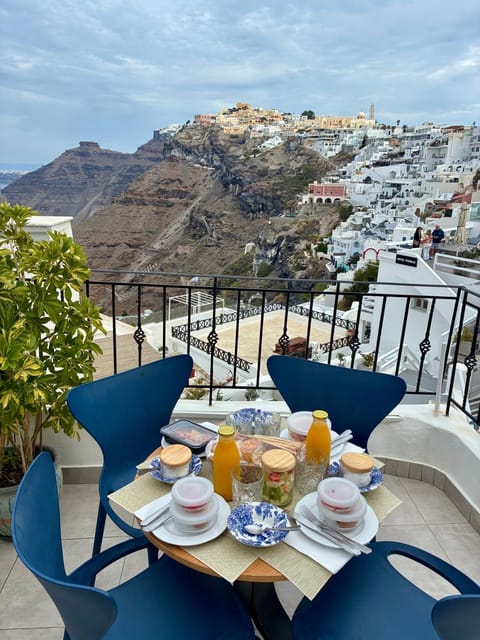 Doukas Caldera Suites Villa in Thera