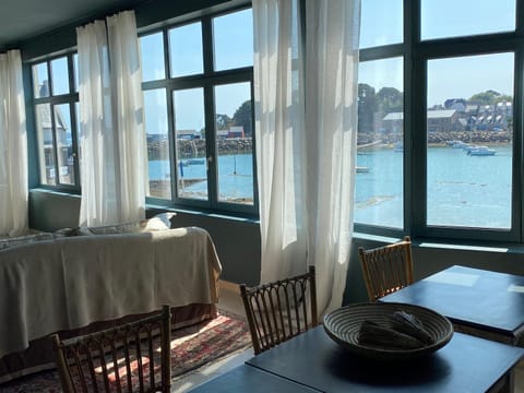 La maison du grand rocher Bed and Breakfast in Brittany