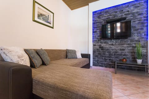 Apartman Ikar Apartment in Podstrana