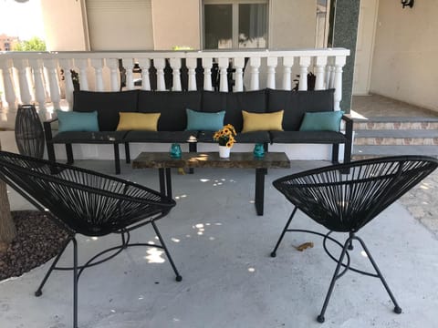 Garden, Balcony/Terrace