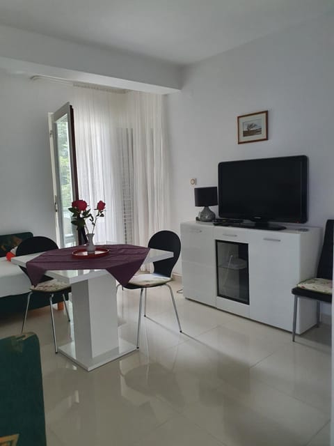 Apartmani Nada Apartment in Novalja