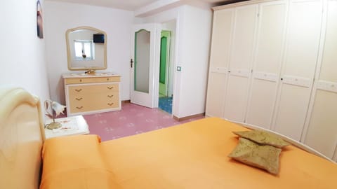 La casa del Tenore Apartment in Forio