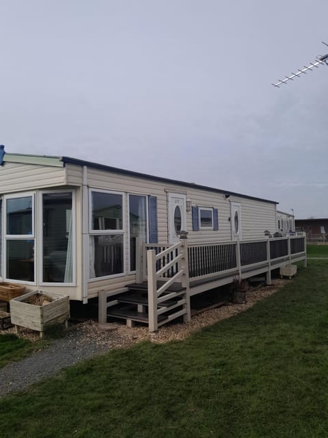 Mablethorpe L17 Caravan Campground/ 
RV Resort in Mablethorpe