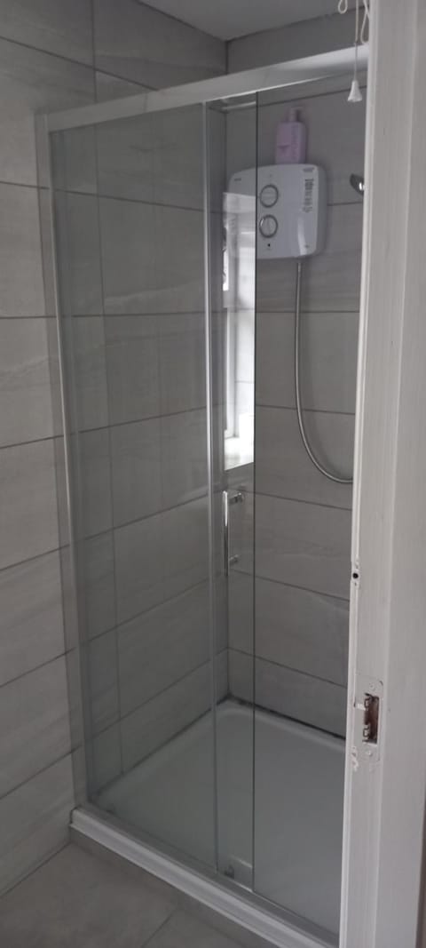 Maid Of Erin Guesthouse Bed and Breakfast in County Limerick