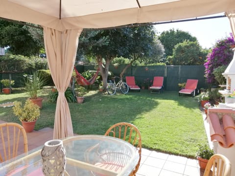 BBQ facilities, Garden