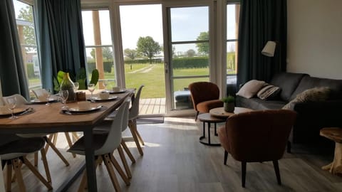 Cassandria Bad - luxe Glamping Campground/ 
RV Resort in Zeeland, Netherlands