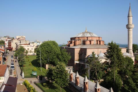 Nearby landmark, Neighbourhood, Bird's eye view, City view, Sea view, Location