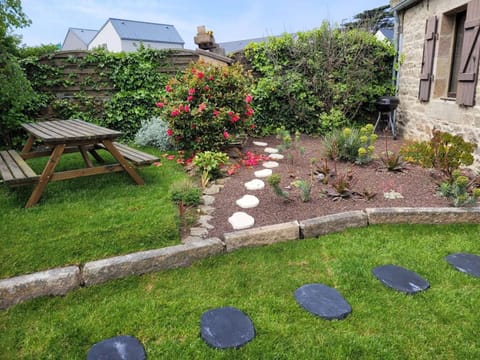 Villa Ker Sanmamaleo près de la plage - 4 chambres, 3 salles de bain, Wifi, animaux acceptés - FR-1-542-29 House in Brittany