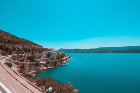 Villa Raguž sa Privatnom plažom i Garažom Bed and Breakfast in Neum