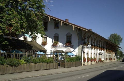 Gasthof-Hotel Höhensteiger Bed and Breakfast in Rosenheim