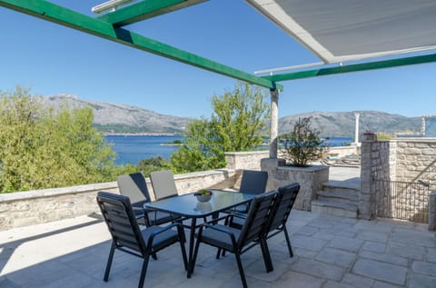 Balcony/Terrace, Seating area, Beach, Sea view