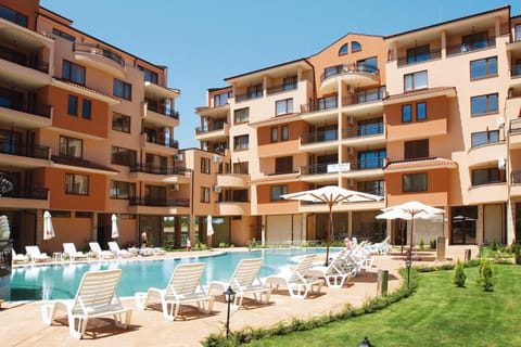 Property building, Swimming pool