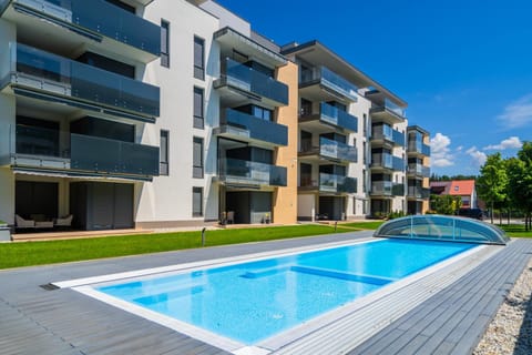 Property building, Pool view