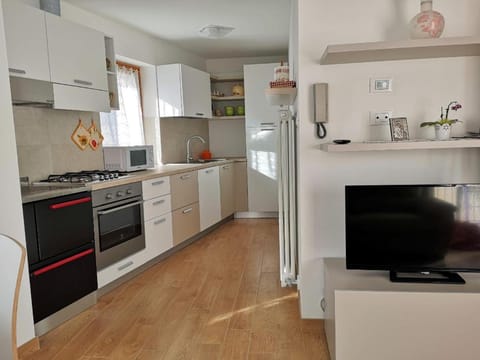 Appartamento Rosina, per 4/6 persone. In centro Apartment in Trentino-South Tyrol