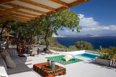 Patio, Pool view, Swimming pool