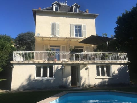 Les studios de l'Horloge Apartment in Tassin-la-Demi-Lune