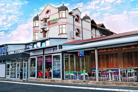 ESTRADA Lux Hotel in Belgrade