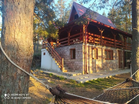 Property building, Facade/entrance, Garden