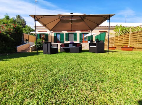 Property building, Patio, Garden, Garden view