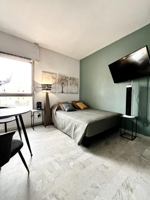 Bed, TV and multimedia