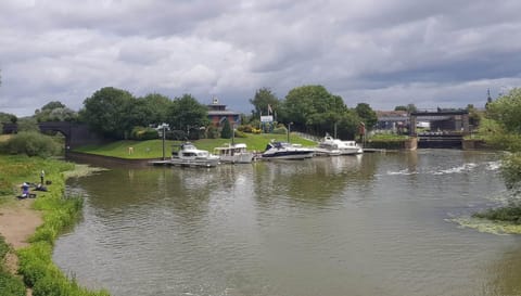 Alum House House in Tewkesbury