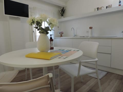 Al Sagraeto White apartment Apartment in Chioggia