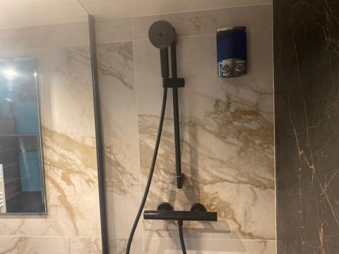 Jolie Maisonnette Studio Apartment in Saint-Herblain