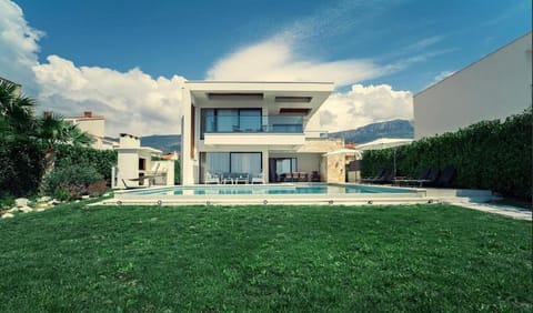 Beachfront Villa with Heated Infinity Pool and Direct Sea Access Kastela near Split Villa in Šibenik-Knin County, Croatia