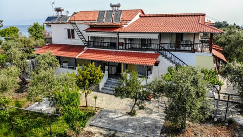 Pension Karadolas Rachoni Apartment in Thasos