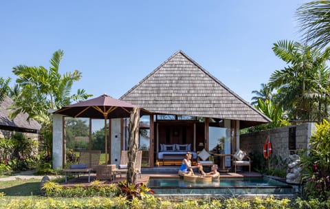 Property building, Day, Natural landscape, Garden view, sunbed