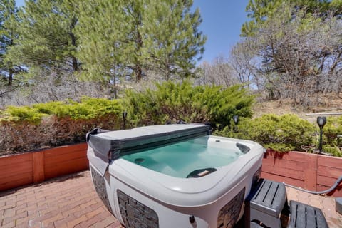 Breweries, Hiking Trails and Museums Monument House House in Monument