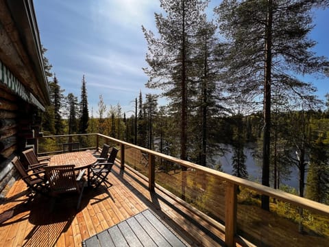 Porontima Lake House in Pure Rukatunturi Nature Villa in Lapland