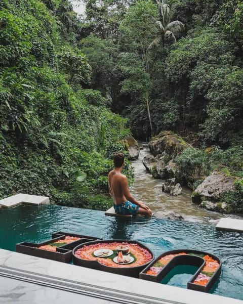 Day, People, Natural landscape, River view