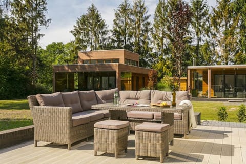 Garden, Balcony/Terrace