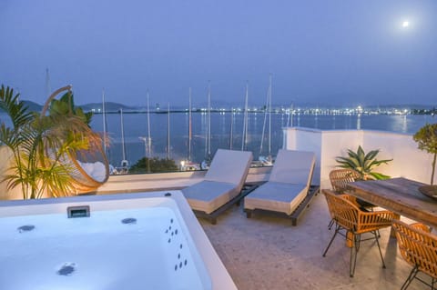 Hot Tub, Sea view