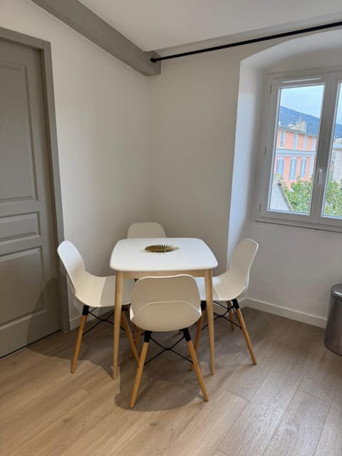 Appartement Place du Marché Bastia Apartment in Bastia