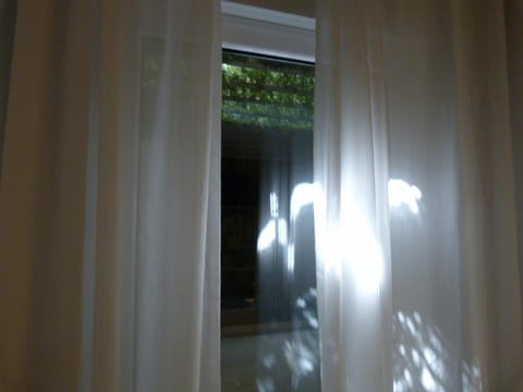 Pequeño Alojamiento con Mini Piscina - NO climatizada Apartment in Valencia