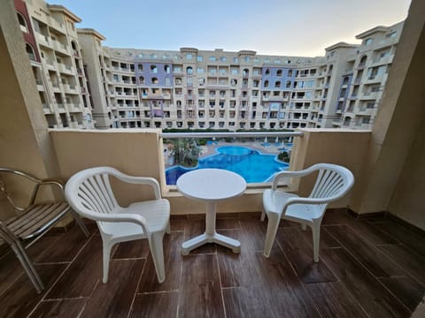 Balcony/Terrace, Pool view