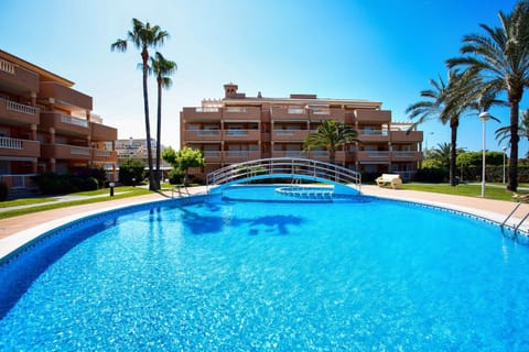 Property building, Swimming pool, Swimming pool