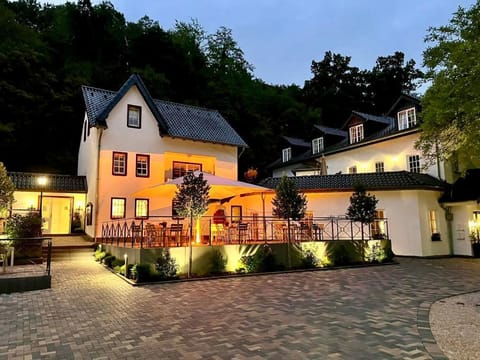 Landgasthaus Steinsmühle Bed and Breakfast in Euskirchen