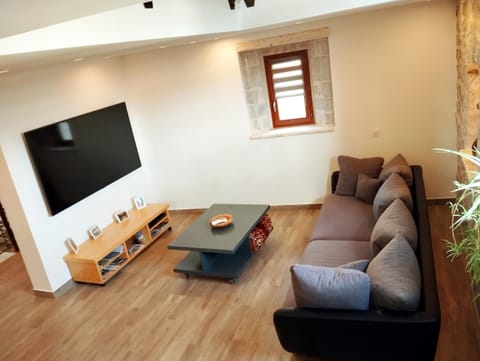 Maison du Troubadour House in Balazuc