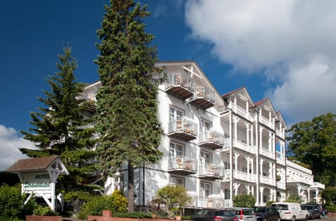 Property building, Facade/entrance