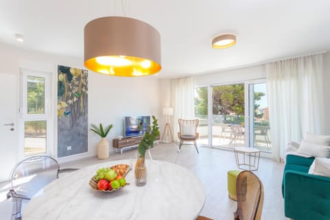 View (from property/room), Dining area