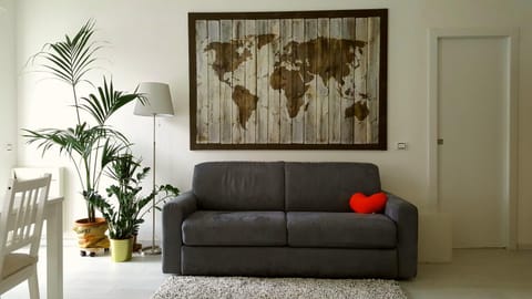 Bed, Living room